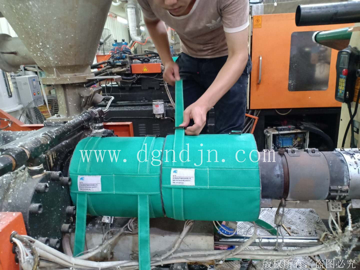 注塑機(jī)氣凝膠隔熱罩